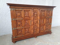 Breughel style Cabinet