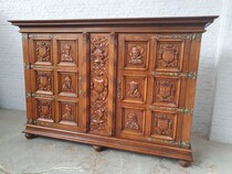 Cabinet Breughel style Belgium Oak 1940