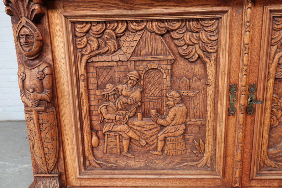 Breughel style Sideboard