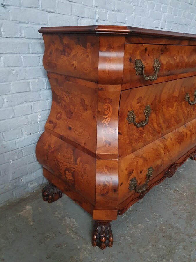 Chinese Style Chest of Drawers