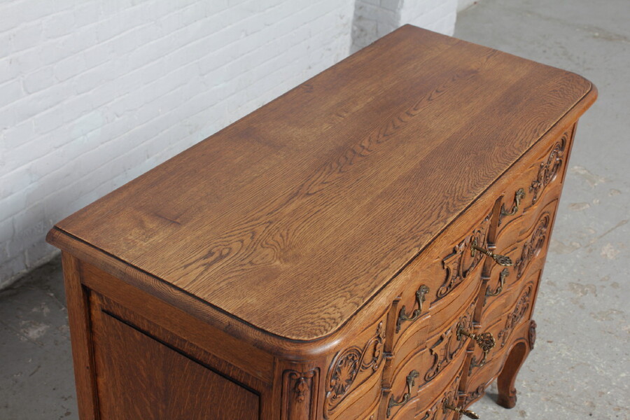 Country French (Louis XV) Chest of Drawers