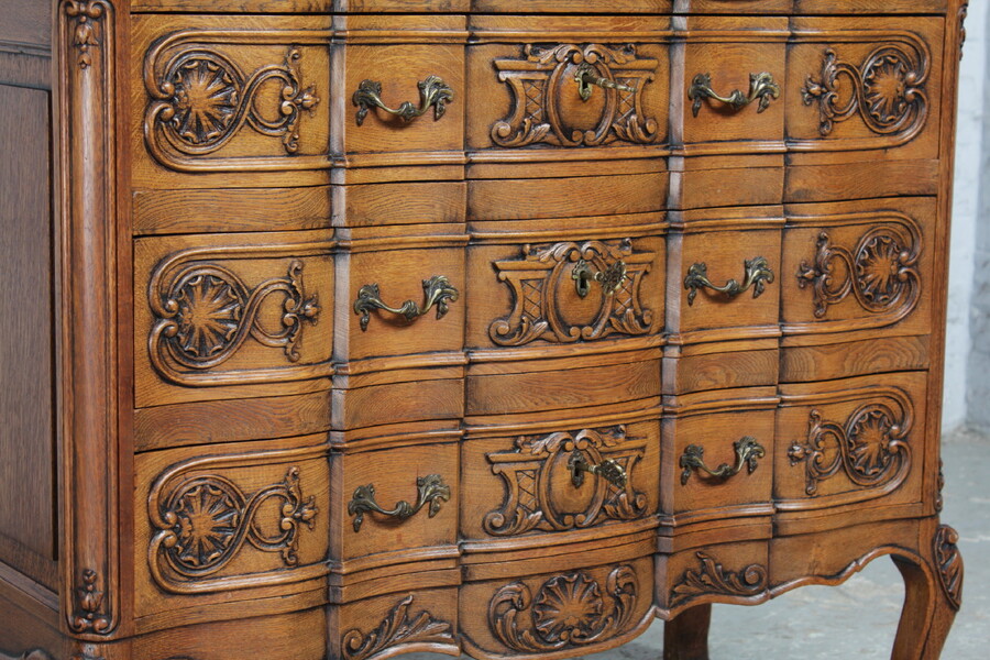 Country French (Louis XV) Chest of Drawers