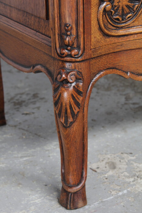 Country French (Louis XV) Chest of Drawers