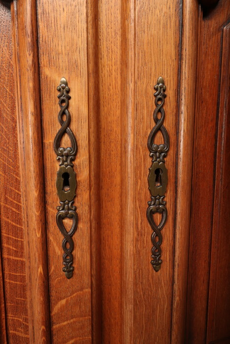 Country French (Louis XV) Sideboard