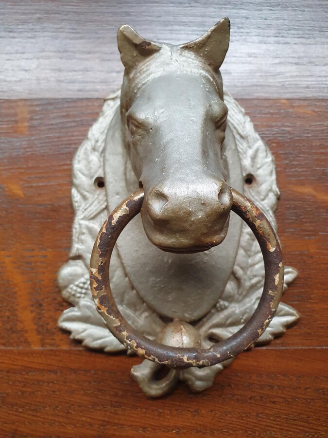 Decorative item (horses)