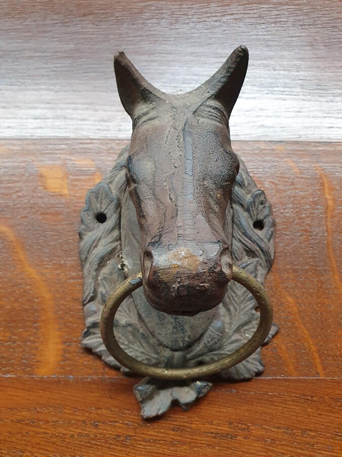 Decorative item (horses)