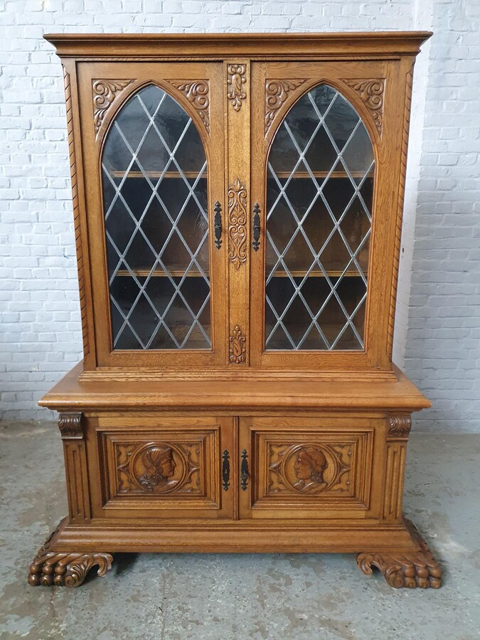 Flemish Vitrine (Display Cabinet)