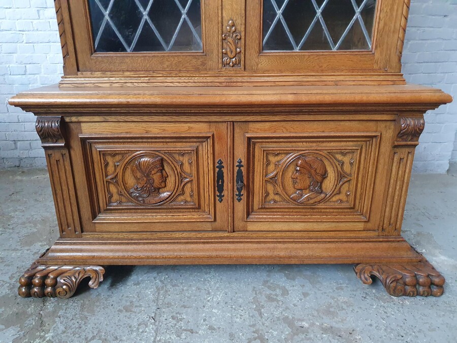 Flemish Vitrine (Display Cabinet)