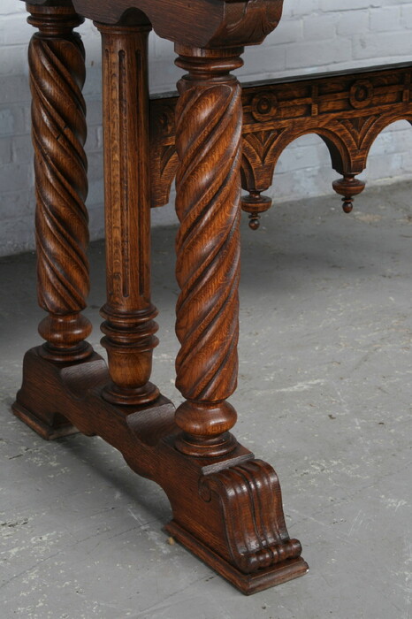 Gothic Console