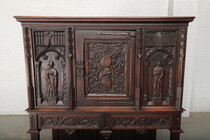 Gothic Credance cabinet