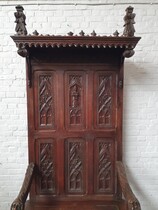 Gothic Hall Bench