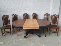 Hunting style Table +  6 chairs