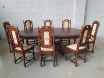 Table + 8 chairs Hunting style France Oak 1890