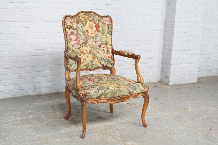 Louis XV Armchairs (Tapestry)