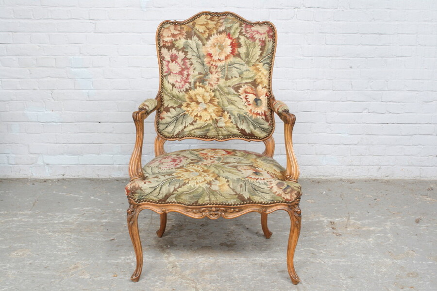 Louis XV Armchairs (Tapestry)