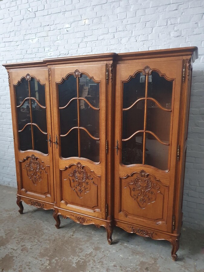 Louis XV Bookcase/Vitrine