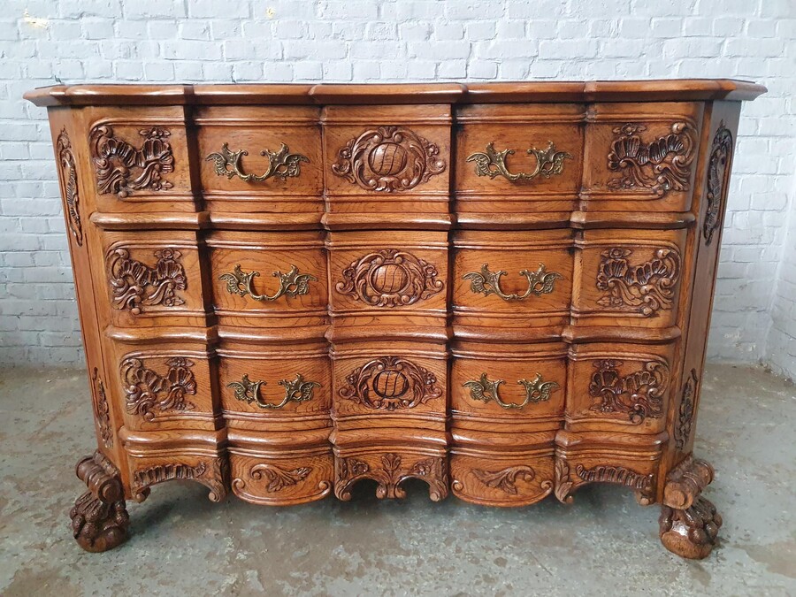 Louis XV Chest of Drawers (Large)