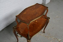 Louis XV Etagere