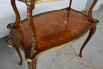 Louis XV Etagere