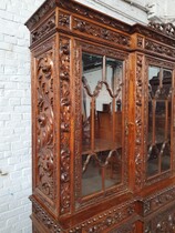 Louis XV Vitrine (Display Cabinet)