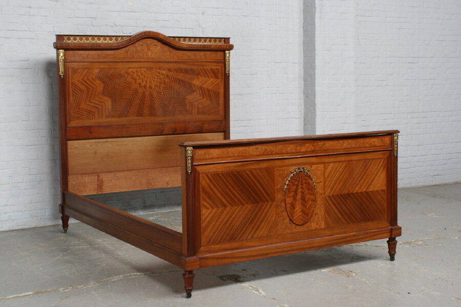 Louis XVI Bedroomset 6 pcs