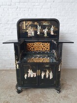 Oriental (Chinese) Bar cabinet