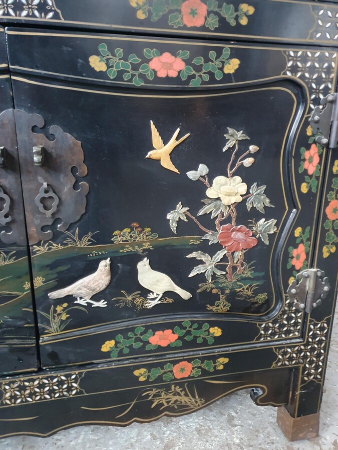 Oriental (Chinese) Cabinet