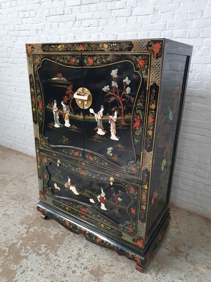 Oriental (Chinese) Cabinet