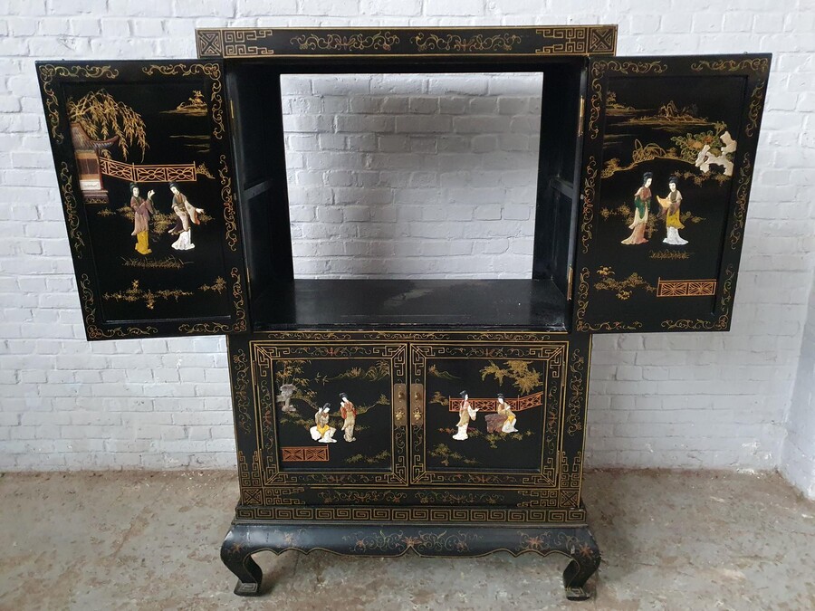 Oriental (Chinese) Cabinet