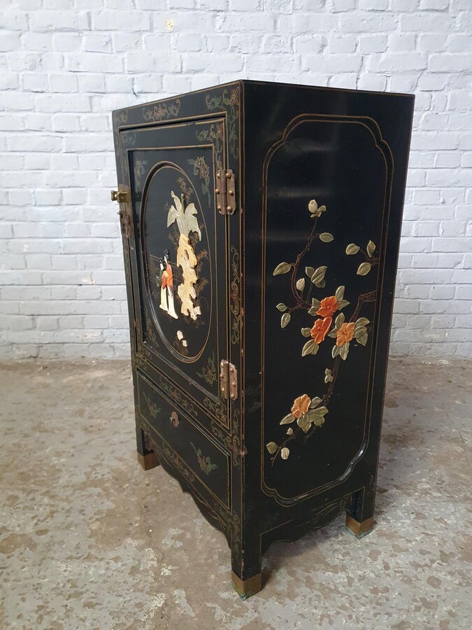 Oriental (Chinese) Cabinet