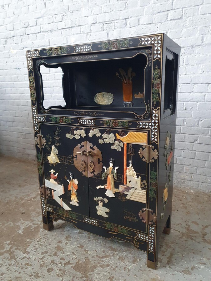 Oriental (Chinese) Cabinet