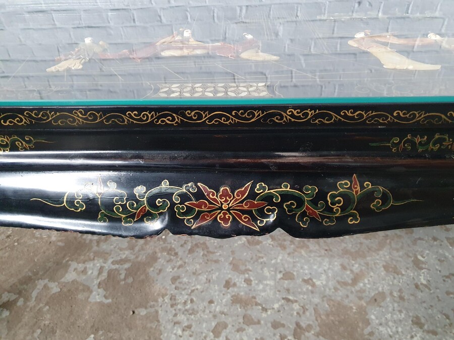 Oriental (Chinese) Coffee Table (Glass top)