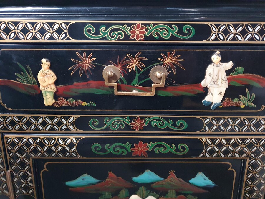 Oriental (Chinese) Sideboard