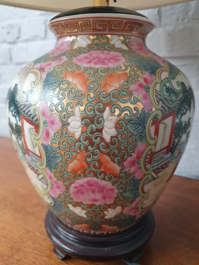 Oriental (Chinese) Table lamp