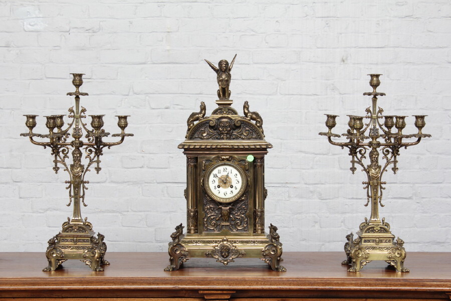 Renaissance Clock set