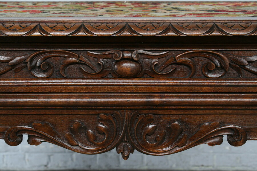 Renaissance Desk (writing table)