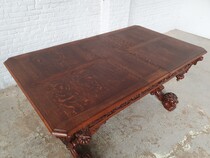 Renaissance (Mechelen) Table