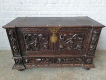 Renaissance Trunk