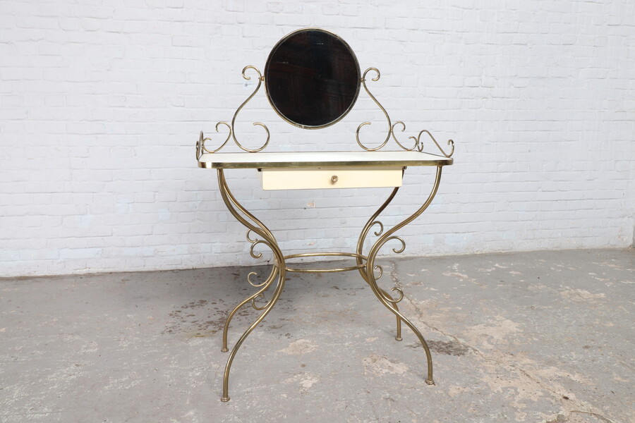 Rococo (Louis XV) vanity and chair