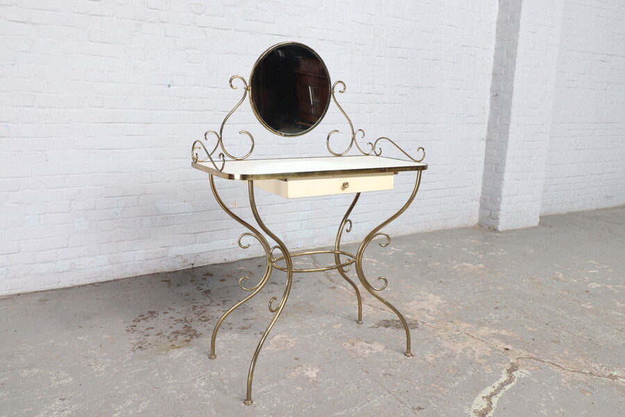 Rococo (Louis XV) vanity and chair