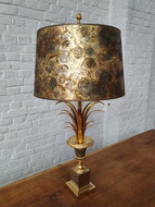 Table lamp