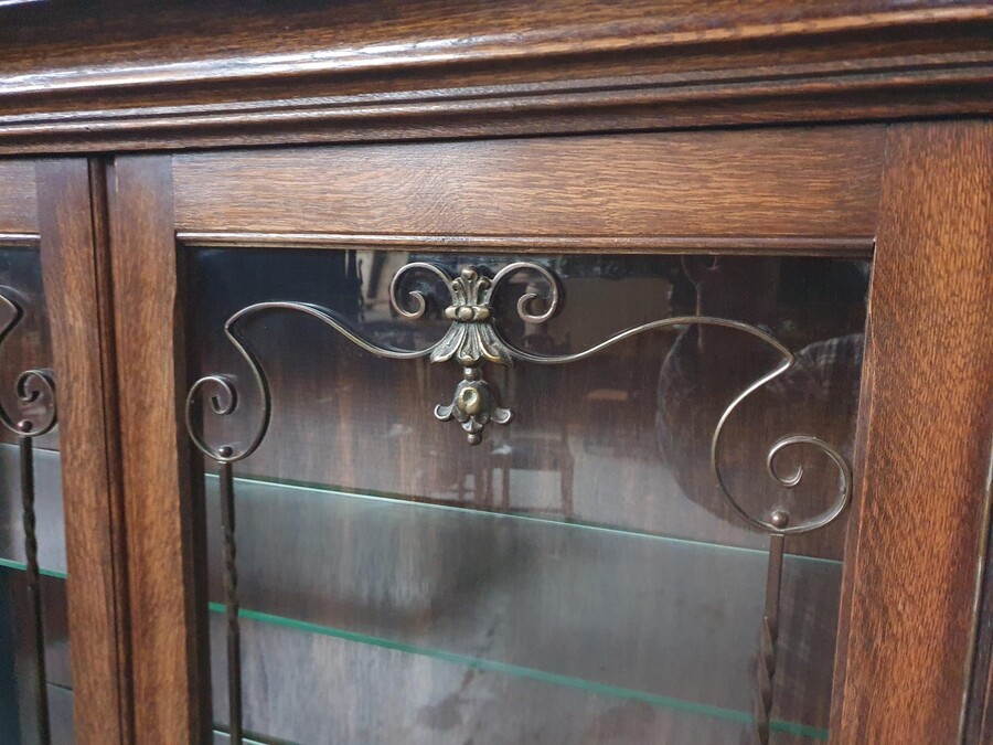 Teniers style Vitrine (Display Cabinet)