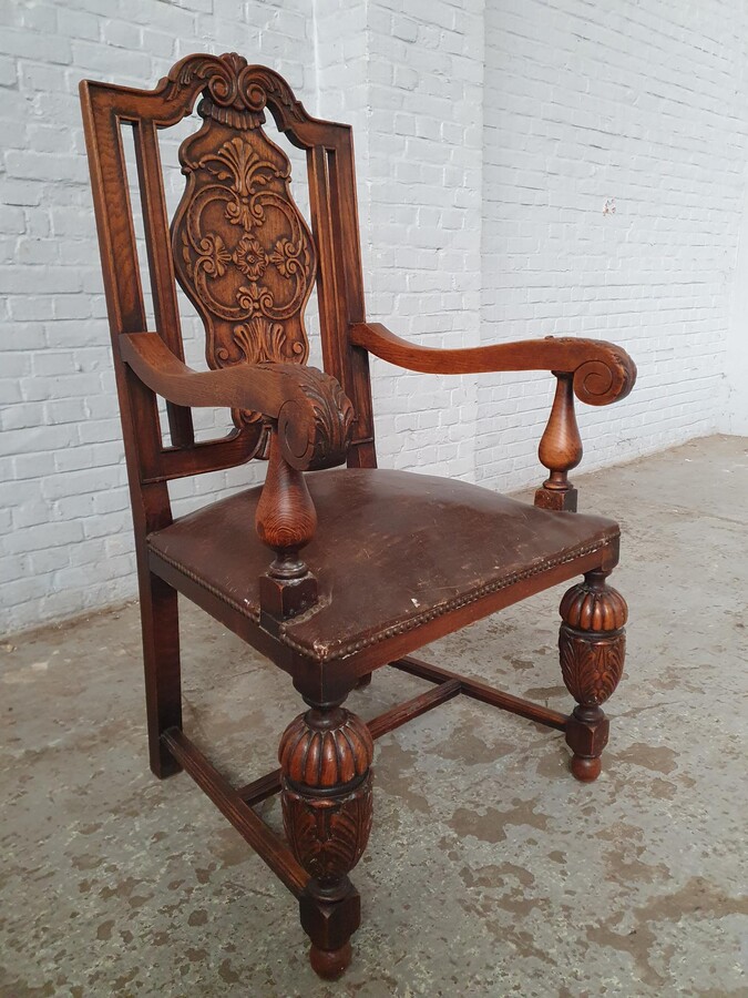 Tudor style Table and 8 chairs