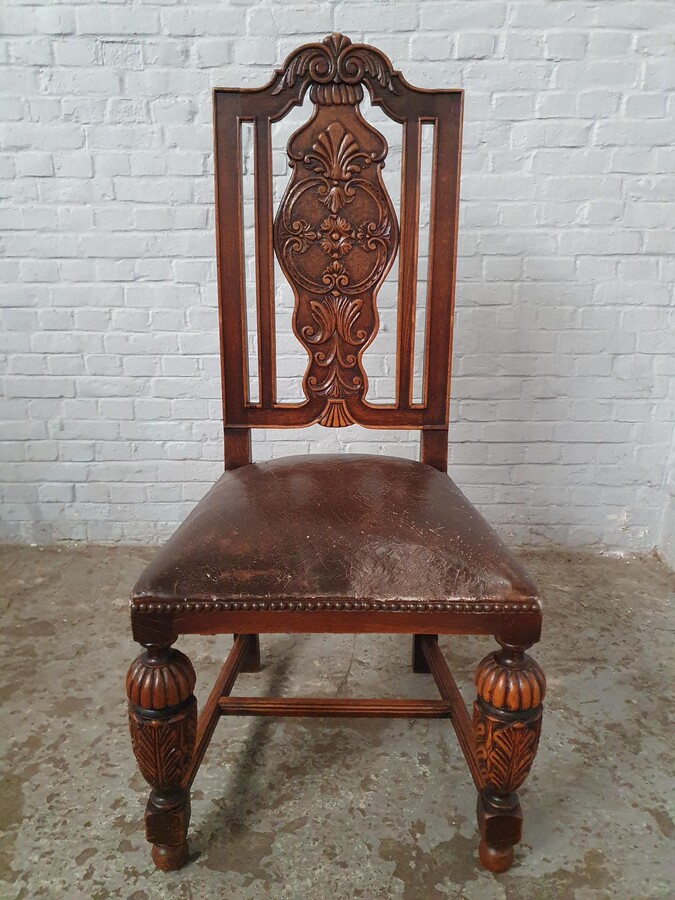 Tudor style Table and 8 chairs