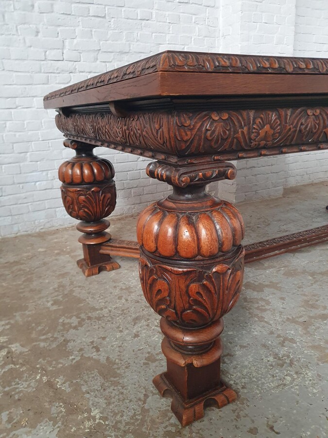 Tudor style Table and 8 chairs