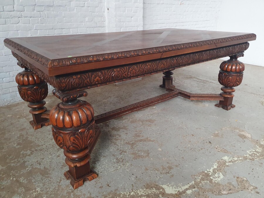 Tudor style Table and 8 chairs